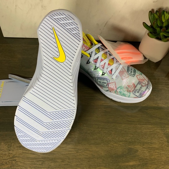 Nike Metcon 5 AMP LE Passport - Picture 6 of 6